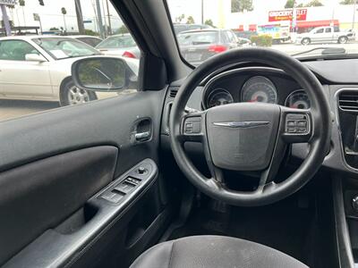 2014 Chrysler 200 LX   - Photo 24 - Los Angeles, CA 91306