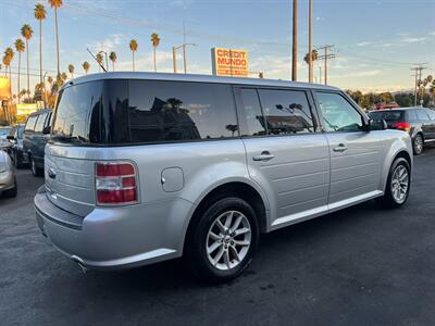 2014 Ford Flex SE   - Photo 8 - Los Angeles, CA 91306