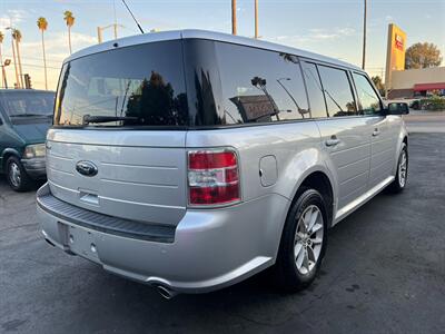 2014 Ford Flex SE   - Photo 9 - Los Angeles, CA 91306