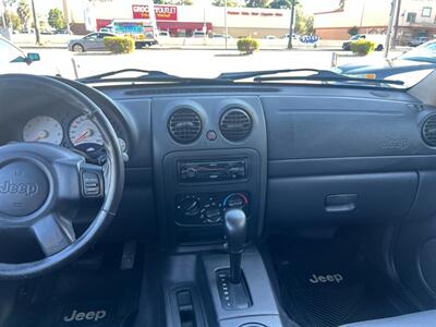 2003 Jeep Liberty Sport   - Photo 23 - Los Angeles, CA 91306