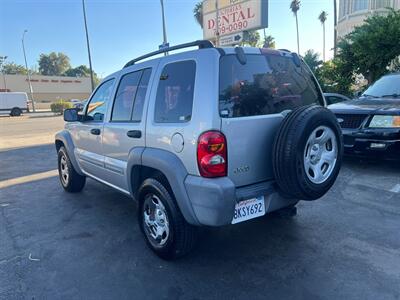 2003 Jeep Liberty Sport   - Photo 32 - Los Angeles, CA 91306