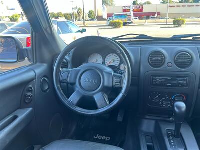 2003 Jeep Liberty Sport   - Photo 24 - Los Angeles, CA 91306