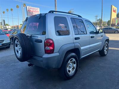 2003 Jeep Liberty Sport   - Photo 34 - Los Angeles, CA 91306