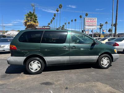 1999 Toyota Sienna CE   - Photo 7 - Los Angeles, CA 91306