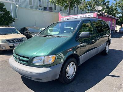 1999 Toyota Sienna CE   - Photo 12 - Los Angeles, CA 91306