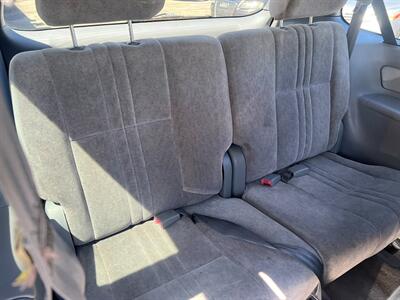 1999 Toyota Sienna CE   - Photo 45 - Los Angeles, CA 91306