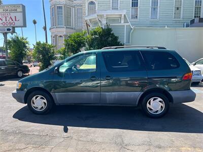 1999 Toyota Sienna CE   - Photo 11 - Los Angeles, CA 91306