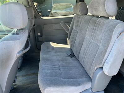 1999 Toyota Sienna CE   - Photo 16 - Los Angeles, CA 91306