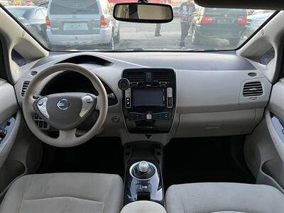 2011 Nissan LEAF SL   - Photo 21 - Los Angeles, CA 91306