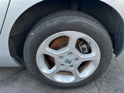 2011 Nissan LEAF SL   - Photo 13 - Los Angeles, CA 91306