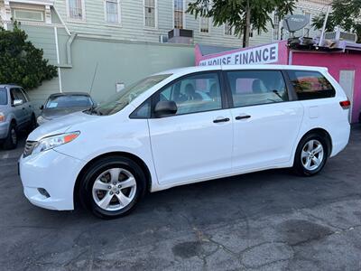 2012 Toyota Sienna Base 7-Passenger   - Photo 28 - Los Angeles, CA 91306