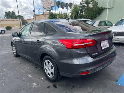 2017 Ford Focus S   - Photo 11 - Los Angeles, CA 91306