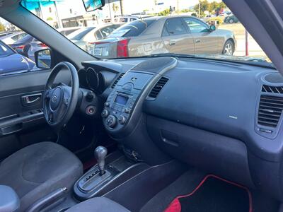 2010 Kia Soul +   - Photo 38 - Los Angeles, CA 91306