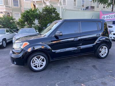 2010 Kia Soul +   - Photo 28 - Los Angeles, CA 91306