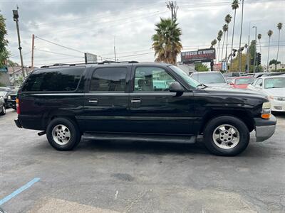 2002 Chevrolet Suburban 1500   - Photo 5 - Los Angeles, CA 91306