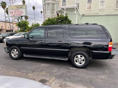 2002 Chevrolet Suburban 1500   - Photo 11 - Los Angeles, CA 91306