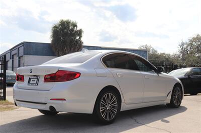 2019 BMW 5 Series 530i - Photo 5 - Jacksonville, FL 32211