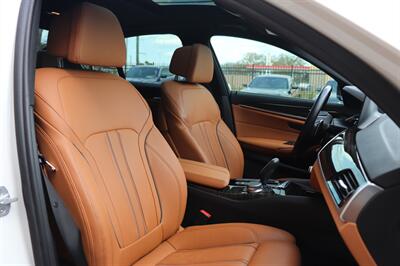 2019 BMW 5 Series 530i - Photo 12 - Jacksonville, FL 32211