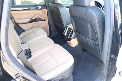 2014 Porsche Cayenne Platinum   - Photo 13 - Jacksonville, FL 32211