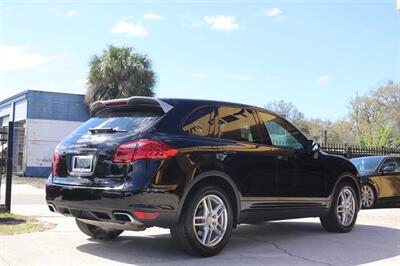 2014 Porsche Cayenne Platinum   - Photo 5 - Jacksonville, FL 32211
