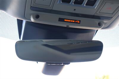 2018 Land Rover Discovery SE   - Photo 38 - Jacksonville, FL 32211