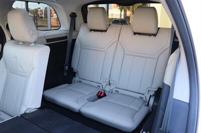 2018 Land Rover Discovery SE   - Photo 19 - Jacksonville, FL 32211