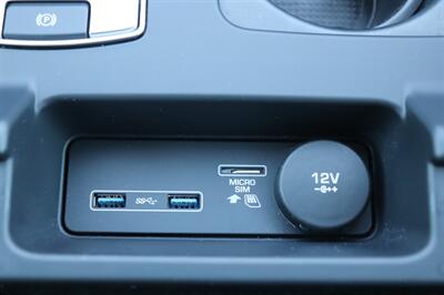 2018 Land Rover Discovery SE   - Photo 33 - Jacksonville, FL 32211