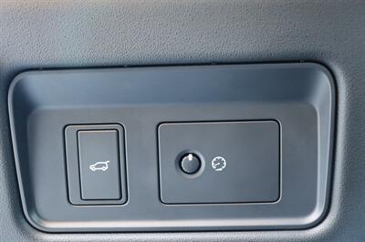 2018 Land Rover Discovery SE   - Photo 40 - Jacksonville, FL 32211