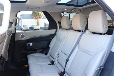 2018 Land Rover Discovery SE   - Photo 18 - Jacksonville, FL 32211