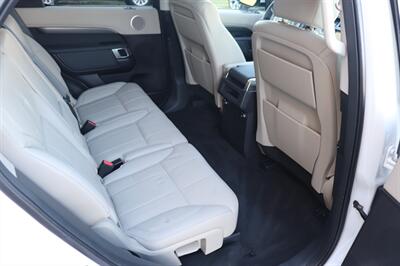 2018 Land Rover Discovery SE   - Photo 14 - Jacksonville, FL 32211