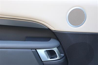 2018 Land Rover Discovery SE   - Photo 21 - Jacksonville, FL 32211