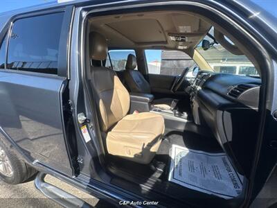 2013 Toyota 4Runner Limited   - Photo 38 - Los Angeles, CA 90044
