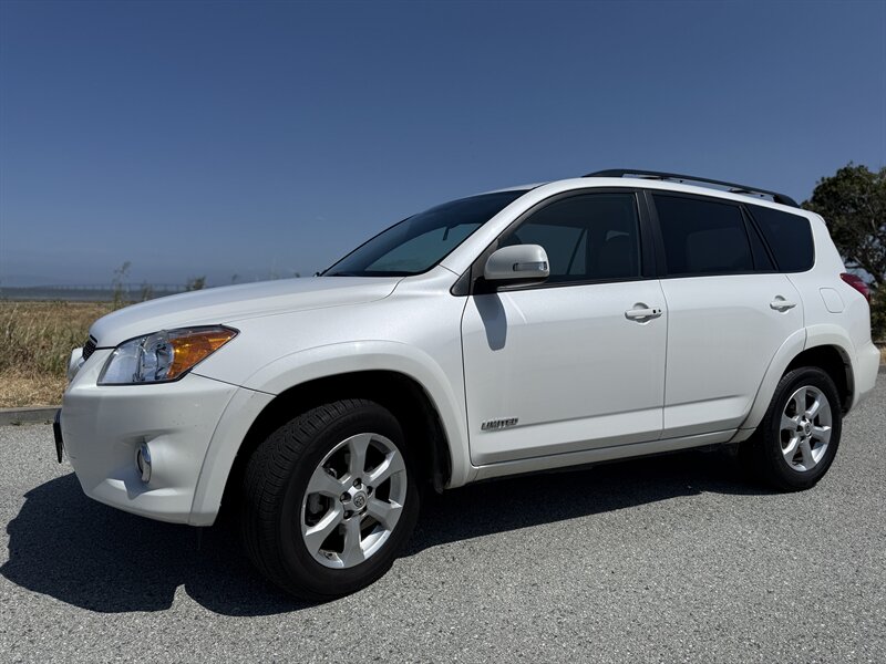2010 Toyota RAV4 Limited   - Photo 1 - San Mateo, CA 94402