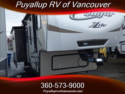 2017 KEYSTONE RV COUGAR 29RLI   - Photo 4 - Vancouver, WA 98682-4901