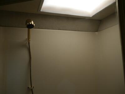 1999 Gulf Stream Tour Master 8403   - Photo 7 - Puyallup, WA 98373