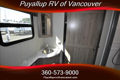 2022 GRAND DESIGN RV IMAGINE 2910BH   - Photo 13 - Vancouver, WA 98682-4901
