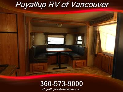 2016 FOREST RIVER RV ROCKWOOD 233S   - Photo 5 - Vancouver, WA 98682-4901