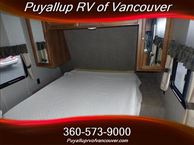 2017 KEYSTONE RV SPRINGDALE 202QBWE   - Photo 14 - Vancouver, WA 98682-4901
