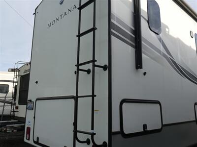 2022 Keystone Montana 3763BP   - Photo 3 - Puyallup, WA 98373
