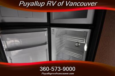 2022 ROADTREK PLAY RAM PRO 3500   - Photo 18 - Vancouver, WA 98682-4901