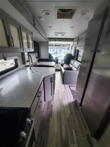 2024 Thor Indigo BB35   - Photo 3 - Puyallup, WA 98373