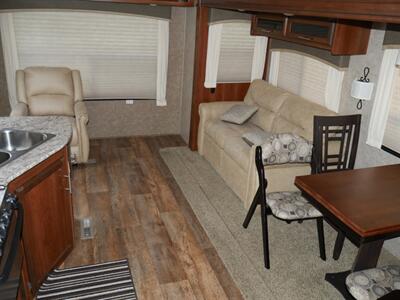 2016 Jayco Eagle HT 26.5 RLS   - Photo 9 - Puyallup, WA 98373