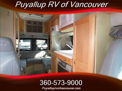 2007 ROADTREK CHEV POPULAR 170  CLASS B VAN - Photo 6 - Vancouver, WA 98682-4901