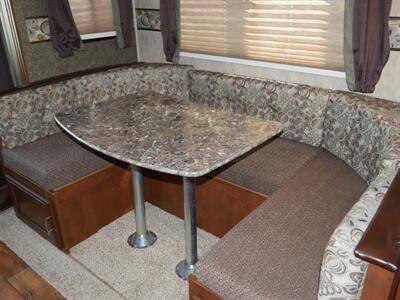 2015 Keystone Passport 2450RLWE   - Photo 4 - Puyallup, WA 98373