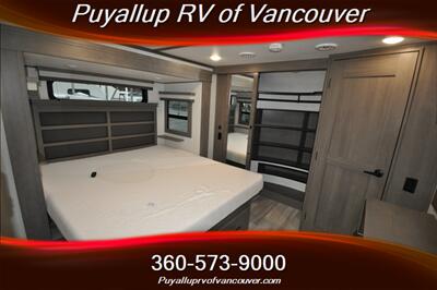 2023 GRAND DESIGN SOLITUDE ST391DL LOFT TWO BEDROOM   - Photo 17 - Vancouver, WA 98682-4901