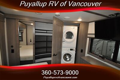 2023 GRAND DESIGN SOLITUDE ST391DL LOFT TWO BEDROOM   - Photo 18 - Vancouver, WA 98682-4901