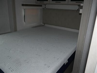 2023 Forest River Rockwood Mini Lite 2516S   - Photo 7 - Puyallup, WA 98373