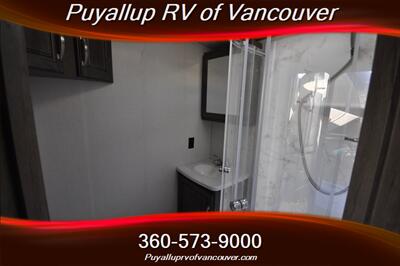 2021 KEYSTONE RV COUGAR 26RBSWE 26RBSWE   - Photo 16 - Vancouver, WA 98682-4901
