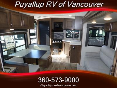 2020 KEYSTONE RV COUGAR 24SABWE   - Photo 6 - Vancouver, WA 98682-4901
