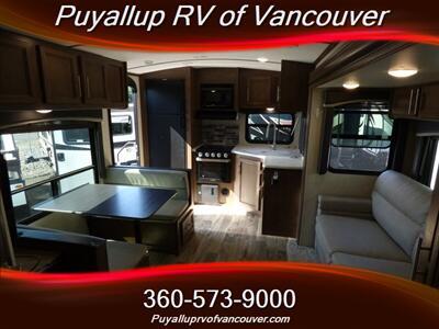 2020 KEYSTONE RV COUGAR 24SABWE   - Photo 5 - Vancouver, WA 98682-4901